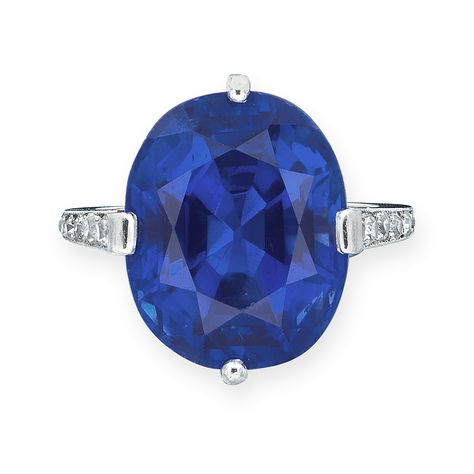 CARTIER SAPPHIRE AND DIAMOND RING Sapphire And Diamond Ring, Jewels Rings, Elegant Style, Cartier, Diamond Ring, Sapphire, Ring