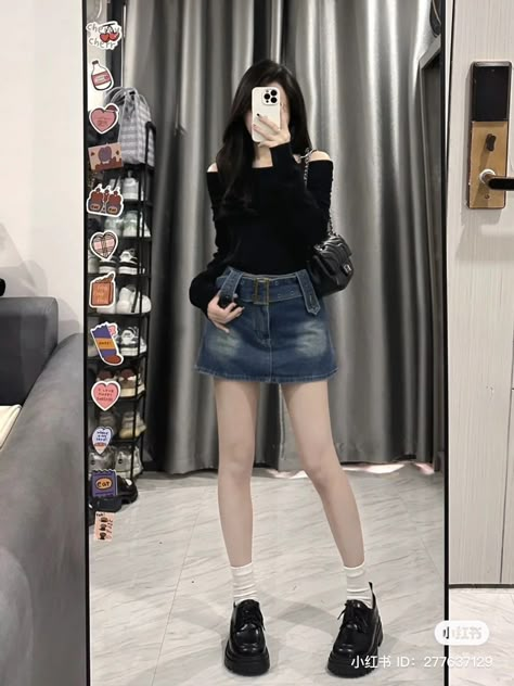 Denim Short Skirt, Simple Style Outfits, Hip Skirt, Everyday Fashion Outfits, Miniskirt Outfits, Causual Outfits, Ulzzang Fashion, Skirt Women, Denim Short