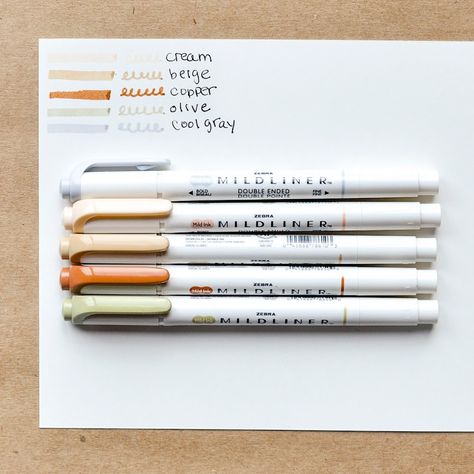 5 New Neutral Zebra Mildliner Colors | Jenny's Crayon Collection Neutral Highlighters Pens, Zebra Mildliner Neutral, Neutral School Supplies, Mildliner Highlighters Aesthetic, Mildliner Color Combos, Mildliner Highlighters, Stationery Obsession, College Supplies, Zebra Mildliner