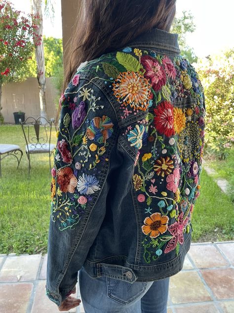 Hand Embroidered Denim Jacket for Sale in Gilbert, AZ - OfferUp Hand Embroidered Denim, Jeans Bordados, Denim Jacket Embroidery, Thrifted Denim, Embroidery Jeans Jacket, Embroidery Jeans Diy, Embroidered Fashion, Shibori Fabric, Embellished Denim Jacket