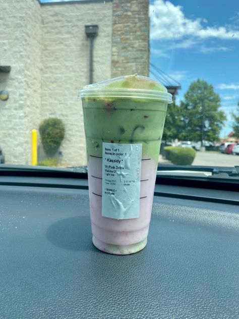 Pink Drink Matcha Foam, Matcha And Strawberry Drink, Pink Drink With Matcha Cold Foam, Strawberry Matcha Starbucks, Pink Drink Matcha, Matcha Starbucks Drinks Order, Pink Drink With Matcha, Matcha Cold Foam, Best Dunkin Donuts Drinks