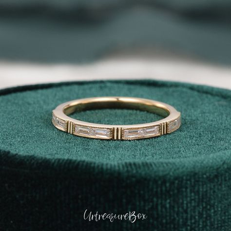 Baguette Cut Moissanite Wedding band Women Rose Gold Straight Wedding band Vintage Baguette Diamond Stacking Ring Anniversary Gift Milgrain * Order Service: Engraving/Rush Order/ Shipping Upgrade/ Size Upgrade/ 18K or Platinum upgrade https://www.etsy.com/listing/889751602/ Jewelry Details: * Accents: Moissanite or Natural Diamond * Weight: about 0.48ct  * Size: 3*1.5mm each  * Band wide: 1.9mm * Natural Diamond: * Color & Clarity: H, SI * Moissanite: Colorless * Metal Type: Solid 14k yellow gol Vintage Rose Gold Wedding Band, 1920s Wedding Band, Platinum Engagement Ring With Gold Wedding Band, Art Deco Ring Stack, Wedding Band Ideas, Wedding Ring Baguette, Emerald Cut Wedding Band, Vintage Wedding Bands, Wedding Stack