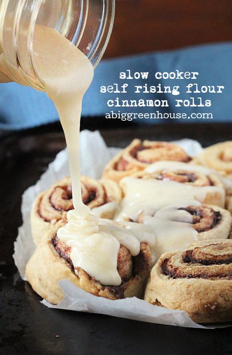 Rolls Using Self Rising Flour, Self Rising Flour Cinnamon Rolls, Rolls With Self Rising Flour, Snickerdoodle Bars, Fluffy Cinnamon Rolls, Homemade Pumpkin Spice, Crock Pot Desserts, Creative Baking, Snickerdoodle Cookies