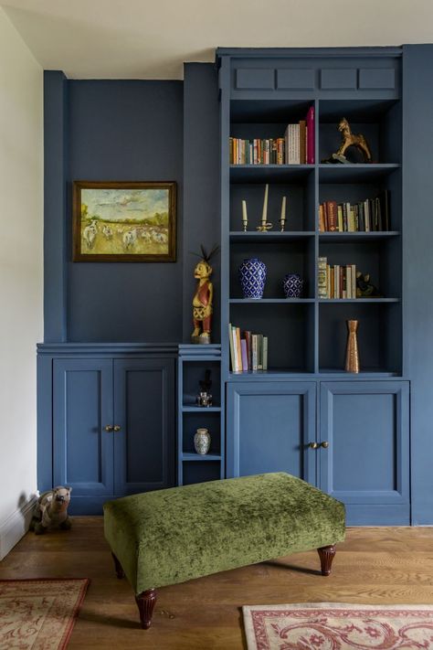 Victorian Bookshelf, Blue Bookshelves, Terrace Home, Period Living, Diy Interior Decor, Victorian Townhouse, Victorian Terrace, Country Charm, House And Home Magazine