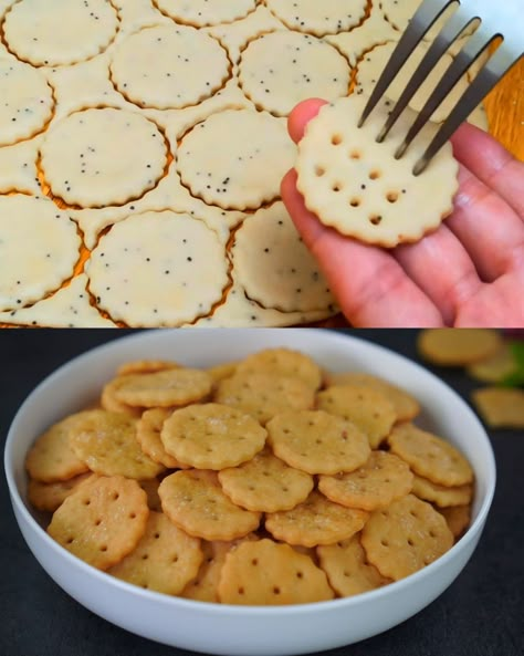 Homemade Salt Crackers with Poppy Seeds and Cheese - Greenku Recipes Salted Crackers Recipes, Salt Crackers Recipes, Salt Crackers, Homemade Crackers, Crunchy Snack, Cracker Recipes, Nutritious Snacks, Homemade Snacks, Cheese Platters