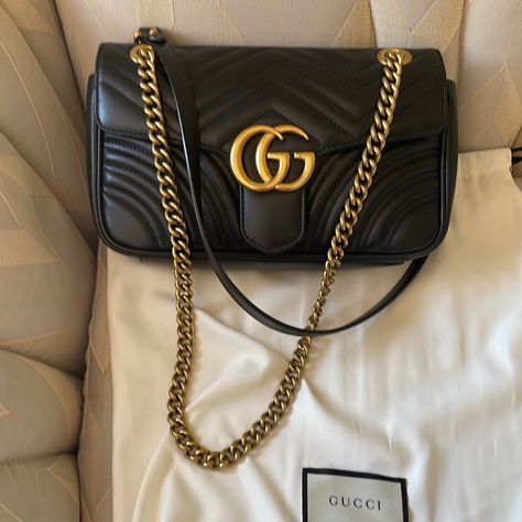 Gucci Handbags Medium Size In Black In Perfect Condition Got It From Neiman Marcus Gucci Bag Aesthetic, Gucci Black Bag, Gucci Bag Price, Gucci Bag Black, Gucci Bags Handbags, Gucci Bags Outlet, Tas Gucci, Gucci Handbags Outlet, Gucci Outfit