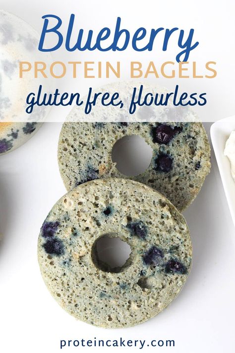 An easy recipe for delicious, high-protein, gluten-free blueberry bagels. These homemade bagels are a great high protein breakfast idea! Made with protein powder. Blueberry Protein Bread, High Protein Gluten Free Breakfast, Protein Bagel Recipe, Protein Breads, Devotion Protein, Bagel Calories, Protein Bagels, Protein Bread Recipe, Easy Protein Snacks