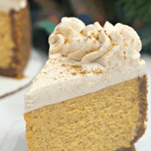 Instant Pot Pumpkin Cheesecake - Balancing Motherhood Cinnamon Whipped Cream, Instant Pot Pumpkin, Peppermint Cheesecake, Pumpkin Pie Cheesecake, Pumpkin Cheesecake Recipes, Pumpkin Pudding, How To Make Cheesecake, Holiday Dessert, Instant Pot Dinner Recipes