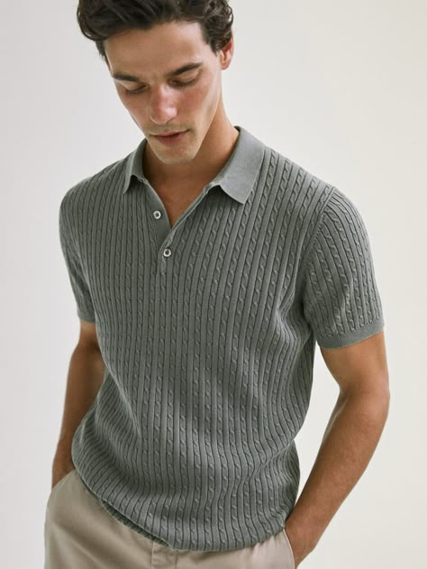 Polo Shirt Outfits, Minimalist Fashion Men, Classy Outfits Men, Smart Casual Men, Men Fashion Casual Shirts, Mens Casual Dress Outfits, Men Stylish Dress, Cool Outfits For Men, Herren Outfit