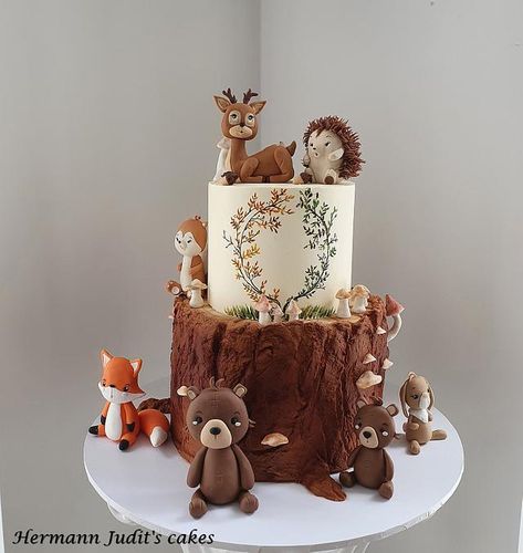 Woodland First Birthday Cake, Woodland Cake Birthday, Woodland Baby Birthday, Forest Animals Cake, Woodland Themed Cake, Woodlands Cake, Woodland Party Food, Woodland Theme Cake, Woodland Birthday Cake