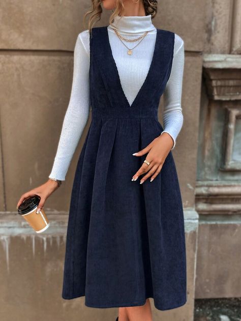 Navy Blue Casual Collar Sleeveless Corduroy Plain Pinafore Embellished Non-Stretch Winter Women Dresses Pinafore Dress Outfit Winter, Blue Dress Outfit Casual, Overal Dress, Outfits Azul, Pinafore Dress Outfit, Navy Blue Casual Dress, Winter Dress Outfits, Traje Casual, Pinafore Dress