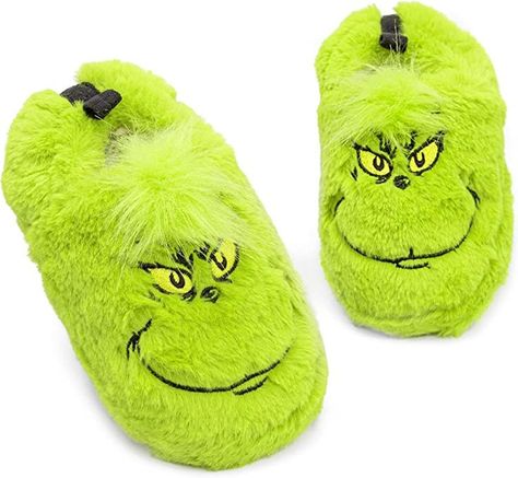 Grinch Slippers, Grinch Characters, Der Grinch, Slippers Kids, Dr Seuss Grinch, Le Grinch, Green Slippers, Dr. Seuss, Grinch Who Stole Christmas