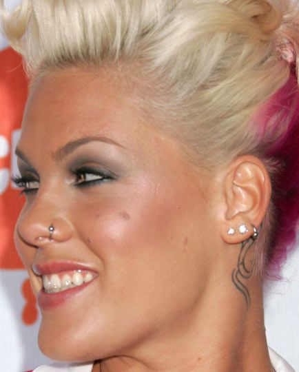 I love her!!! Celebrity Piercings, Female Haircuts, Short Bridal Hair, Alecia Beth Moore, Pink Singer, Pulled Back Hairstyles, Multiple Ear Piercings, Undercut Hairstyles, Short Blonde Hair