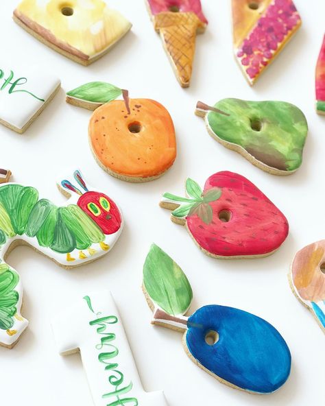 Very Hungry Caterpillar cookies from Henry’s 1st Birthday 🍎🍐🍓🍉🍦🥧🧀 Hungry Caterpillar Cookies, Caterpillar Cookies, Kids Cookies, Painted Cookies, Hungry Caterpillar Birthday, Gifts Creative, Paint Cookies, One Smart Cookie, 2nd Birthday Party Themes