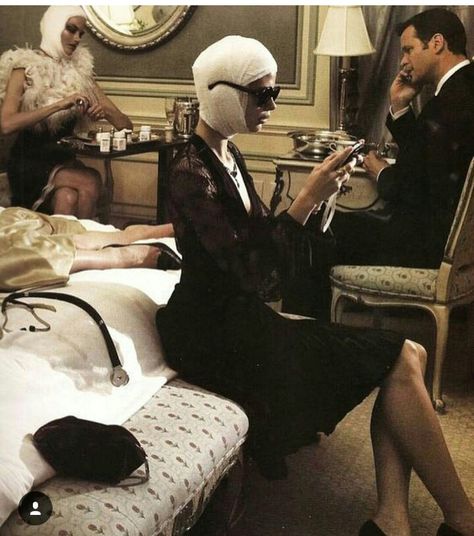 “Makeover Madness” by Steven Meisel for Vogue Italia, July 2005 Makeover Madness, Saul Leiter, Mode Editorials, High Fashion Photography, Tim Walker, Peter Lindbergh, Steven Meisel, Linda Evangelista, Foto Art