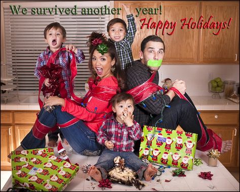 12 Hilarious Family Christmas Cards That Will Make You Laugh Out Loud | First For Women Funny Family Christmas Pictures, Funny Christmas Cards Diy, Funny Christmas Photo Cards, Funny Family Christmas Cards, Christmas Humor Ecards, Funny Christmas Pictures, Christmas Ecards, Family Christmas Card Photos, Christmas Card Ideas