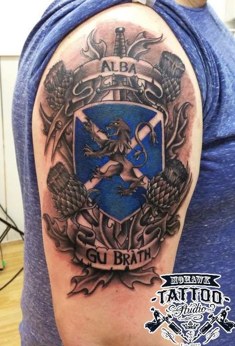 Love this style Tattoo Full Sleeve, Celtic Club, Gaelic Tattoo, Family Crest Tattoo, Scotland Tattoo, Scottish Tattoo, Tatu Baby, Celtic Tattoos For Men, Scottish Tattoos