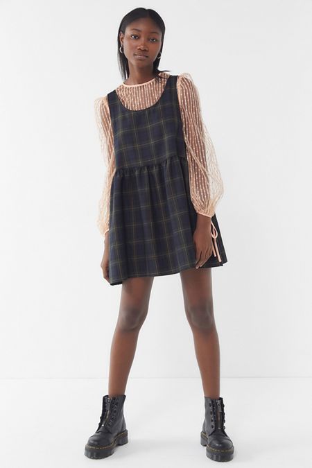 Urban Renewal Remnants Plaid Babydoll Dress Fancier Outfits, Babydoll Dress Outfit, Formal Short Dress, Plaid Babydoll Dress, Creative Handicraft, Witchy Style, Fall Dress Outfit, Hello Hello, Urban Renewal