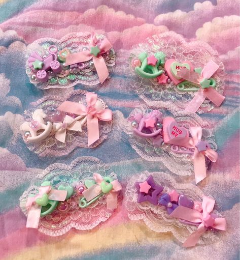 Cutesy Kawaii Clips with lace Kawaii Clips, Transparent Frog, Alexa Poletti, Fairy Kei Accessories, Kawaii Kei, Rainbow Kawaii, Aesthetic Items, Kawaii Hair Clips, Kawaii Crafts