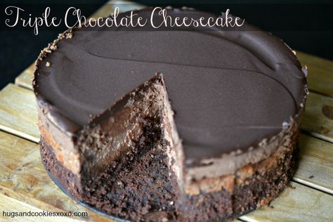 ad the Godiva cheesecake from the Cheesecake Factory yet? It is unreal. Flourless chocolate cake, chocolate cheesecake, chocolate mousse and it is Flourless Cake Recipes, Copycat Cheesecake Factory, Cheesecake Factory Copycat, Triple Chocolate Cheesecake, Cheesecake Factory Recipes, The Cheesecake Factory, Chocolate Cheesecake Recipes, Flourless Cake, Cheesecake Chocolate