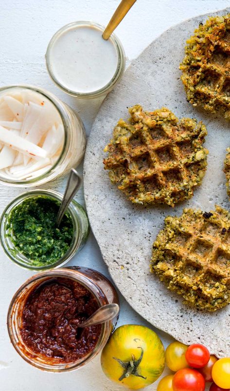 Falafel Waffle, Savory Waffle Recipe, Waffle Iron Recipes, Waffle Maker Recipes, Veg Snacks, Savory Waffles, Falafel Recipe, Dry Chickpeas, Falafels