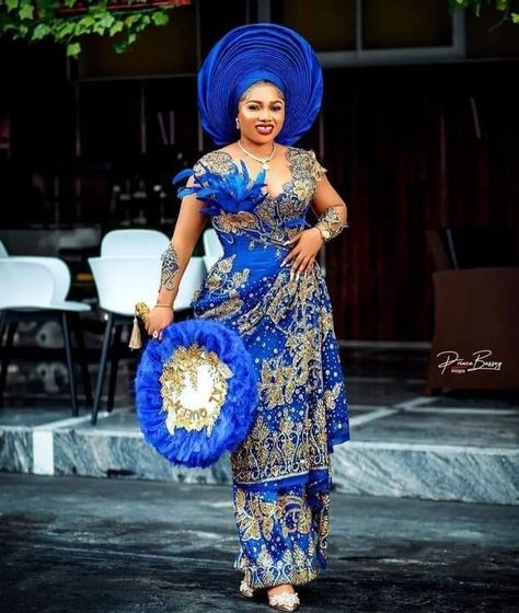 Judge Style Asoebi, George Design For Women, Judge Style For Bride, Gorge Blouse Styles, Gorge Styles For Bride, Indian George Styles, George Blouse Styles, Indian George Nigerian Styles, Traditional Marriage Outfit For Women