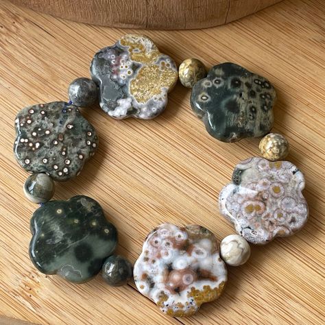 Veinless Ocean Jasper Bracelet XL Flower beads. Orbicular Ocean Jasper old stock collectors edition Jasper Meaning, Healing Crystals For You, Jasper Jewelry, Fancy Lights, Round Flower, Jasper Bracelet, Druzy Quartz, Flower Beads, Ocean Jasper