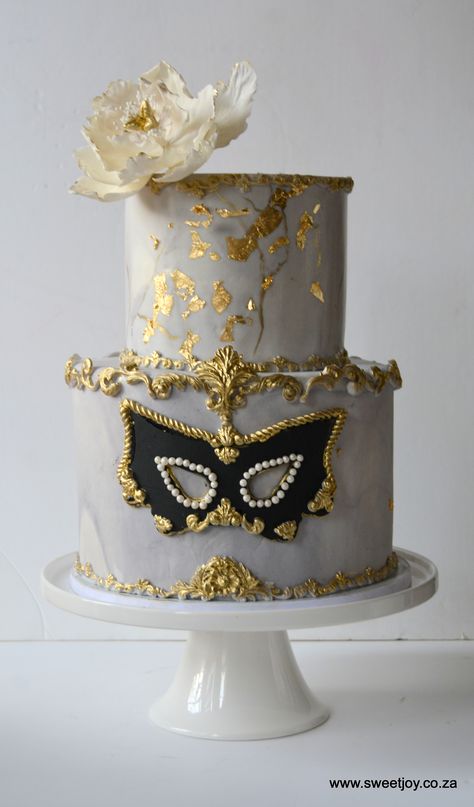 Sweet 16 Masquerade Cake Ideas, Masquerade Birthday Cake Ideas, Mascarade Cake Ideas, Masquerade Theme Dresses, Masquerade Ball Cupcakes, Mascarade Cakes Sweet 16, Masquerade Mask Cake, Masquerade Wedding Cake, Masquerade Theme Cake