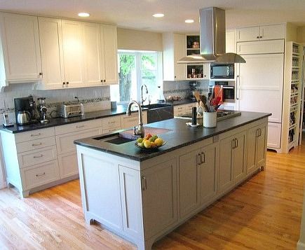 Kitchen Island With Sink And Dishwasher, Kitchen Island With Cooktop, Island With Stove, Kitchen Island With Stove, Top Kitchen Designs, Island Cooktop, Kitchen Island With Sink, Sink In Island, Modern Outdoor Kitchen