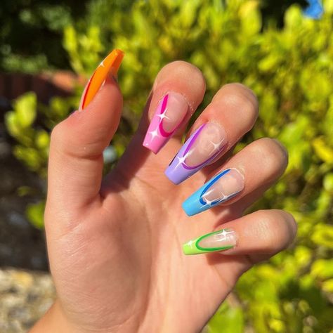 Easter Acrylic Nails, Rainbow French, Rainbow Nails Design, Neon Nail Designs, Nails Yellow, Summer Toe Nails, Nails Design With Rhinestones, Nail Design Ideas, Soft Nails