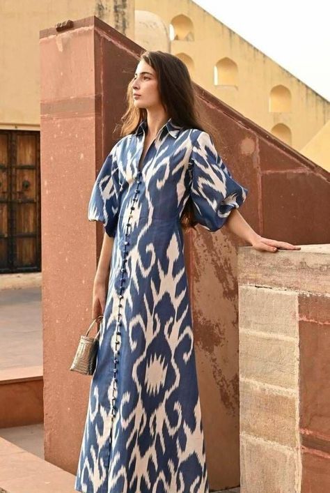 Kaftan Designs, Ikat Dress, Long Dress Design, Modest Dresses Casual, Cotton Dress Summer, Batik Dress, Stylish Dress Book, Classy Casual Outfits, Dress Designer