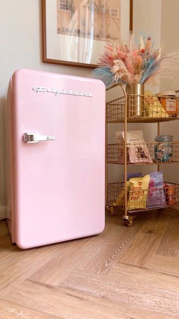 Pink Mini Fridge, Mini Fridge In Bedroom, Hangout Room Ideas, Snacks To Go, Pink Refrigerator, Dorm Fridge, Snack Cart, Bar Fridge, Hangout Room