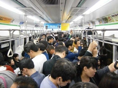 Japan's Train Lines Simplified: Tokyo JR, Metro & Subway Guide Crowded Train, Japan Train, Metro Subway, Commuter Train, Train System, Restaurant Marketing, Japanese Restaurant, Train Travel, The Train