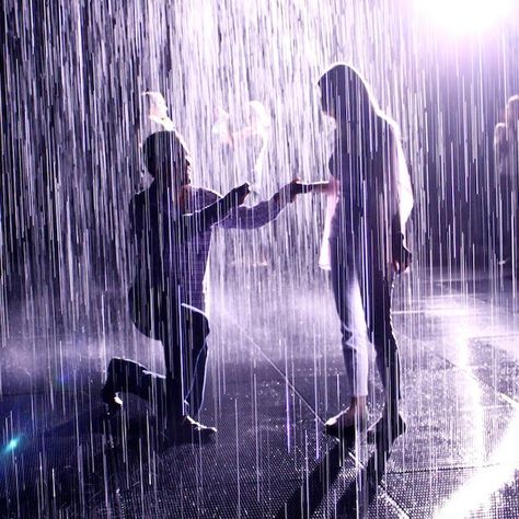 LACMA meets The Notebook. Rain Wedding Photos, Museum Proposal, Rain Room, Rain Wedding, Best Wedding Proposals, Best Proposals, Wedding Help, Romantic Proposal, Perfect Proposal