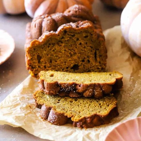 Leftover Pumpkin Pie Filling Bread - The Seaside Baker Pumpkin Bread With Pumpkin Pie Filling, Leftover Pumpkin Pie Filling, Vegan Pumpkin Pie Filling, Pumpkin Pie Bread, Leftover Pumpkin Pie, Pie Filling Desserts, Gluten Free Pumpkin Bread, Pumpkin Bread Pudding, Pumpkin Loaf