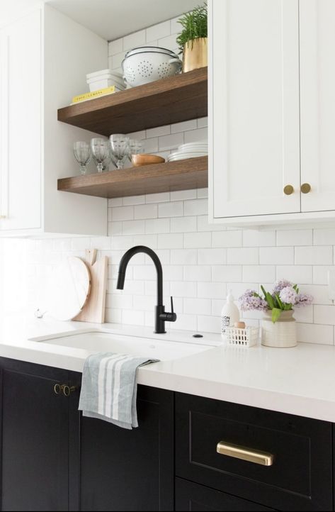 Open shelving above sink in pantry - but I think there is a window there. Open Shelving Above Sink, Condo Inspiration, Above Kitchen Sink, Dekorere Bad, Two Tone Kitchen Cabinets, Minimalist Dekor, Above Sink, Open Kitchen Shelves, Decor Ikea