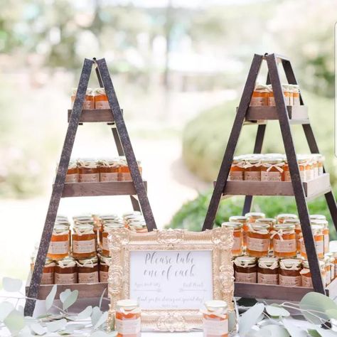 Jam Jar Wedding Favours, Jam Jar Wedding, Fall Wedding Desserts, Jam Wedding Favors, Jam Favors, Fall Wedding Favors, Wedding Favour Jars, Autumn Spirit, Vintage Wedding Favors