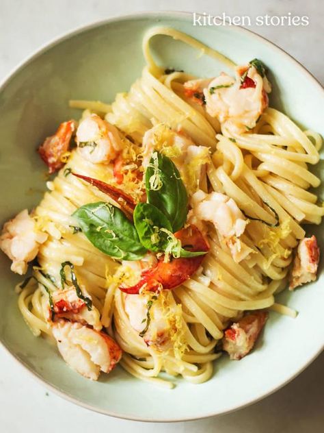 Lobster Linguine, Lobster Recipe, Lobster Pasta, Seafood Pasta Recipes, Lobster Recipes, Pasta Pasta, Seafood Pasta, Kitchen Stories, Linguine