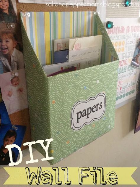 Great, inexpensive way to organize- DIY Wall Files with Printable Labels. Via Salt and Pepper Moms; Spray paint, don't wrap Diy Desk Top, Diy Desktop Organizer, Fall Organization, Computer Space, Office Hacks, Wall File, Diy Organizer, Diy Rangement, School 2015