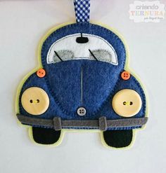 To replace the Ms broken glass bugs.... Baby Mobil, Baby Quiet Book, Felt Books, Felt Christmas Decorations, Felt Embroidery, Felt Patterns, Felt Decorations, 자수 디자인, Felt Christmas Ornaments