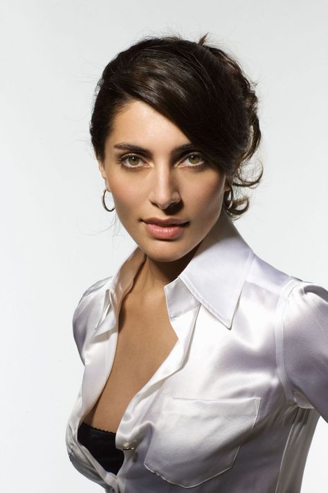 Caterina Murino, Old Lady In Satin Blouse, White Satin Blouse, Jean Dujardin, Jean Reno, Bond Girls, Italian Actress, Italian Women, Actrices Hollywood