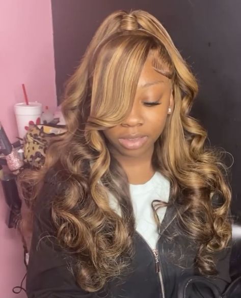 Birthday Hairstyles Real Hair, Half Up Half Down Highlights Wig, Highlight Wig Styles For Black Women, Wigs For Homecoming, Brown And Blonde Balayage Black Women, Highlight Wig Updo, Brown Wigs Black Women Side Part, Light Brown Lace Front Wigs Black Women, Lace Front Hairstyles Half Up