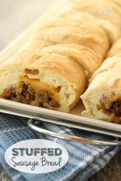 Stuffed Sausage Bread - This bread filled with breakfast sausage, cheese, and jalapenos is a huge crowd-pleaser! Perfect for parties! Frozen Bread Dough Recipes, Rhodes Bread Dough, Stuffed Sausage, Hashbrown Breakfast, Sausage Balls Recipe, Sausage Bread, Bread Dough Recipe, Frozen Bread Dough, Holiday Appetizers Recipes