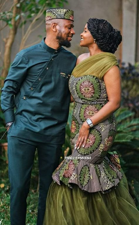 African Wedding Dress Ankara, Chilanga Mulilo, African Bridesmaids, South African Traditional Dresses, Couples African Outfits, African Bridal Dress, African Traditional Wedding Dress, African Wedding Attire, Traditional African Clothing