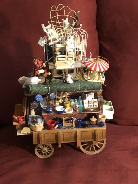 Up House Pixar, Peddlers Cart, Pearl Market, Toy Wagon, Fairy House Diy, Food Stands, Game Concept Art, Fairy Garden Diy, Bohemian Living Room