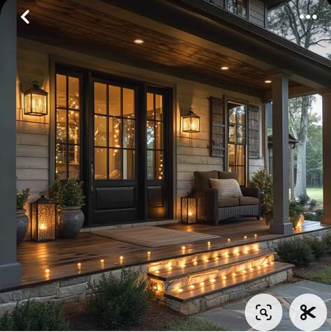 Timber Porch Ideas, Apartment Front Porch Ideas, Back Porch Design, Small Front Porch Decorating Ideas, Cabin Front Porch, Small Porch Decorating Ideas, Entrance Apartment, Whimsical Lighting, Apartment Front