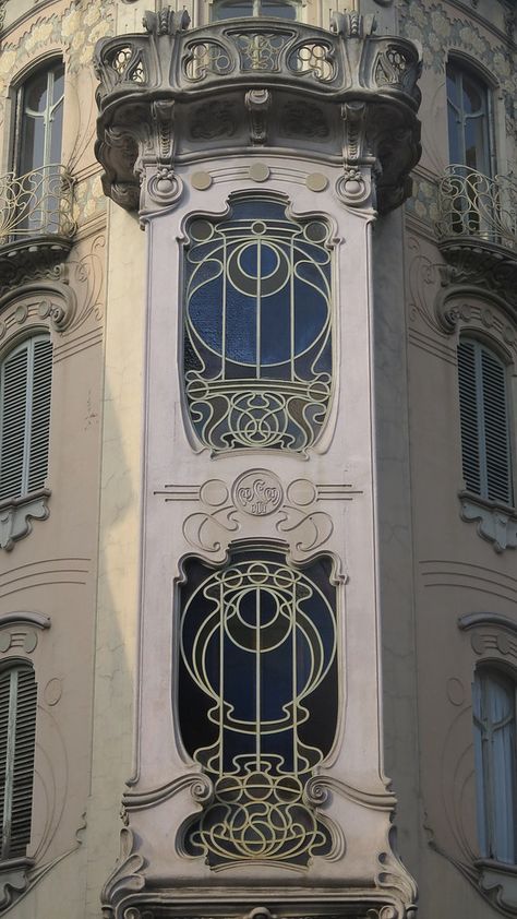 Noveau Art Architecture, Parisian Art Nouveau, Art Deco Nouveau, Art Nuevo Architecture, Liberty Art Nouveau, Art Nuevo Design, Art Nouveau Stained Glass Designs, Art Nouveau Window Design, Art Nouveau Buildings