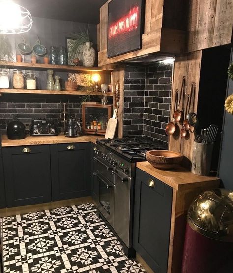 Small Apartment Kitchen Decor, Cabinets Design, Small Apartment Kitchen, Best Kitchen Cabinets, Kitchen Decor Apartment, Classic Kitchen, Black Kitchen, Farmhouse Style Kitchen, Modern Farmhouse Kitchens