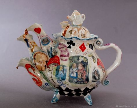 Whimsical Teapots, Alice In Wonderland Aesthetic, Teapots Unique, Handmade Teapot, Ceramic Teapot, Mad Tea Party, Coffee Pots, Teapots And Cups, Porcelain Teapot