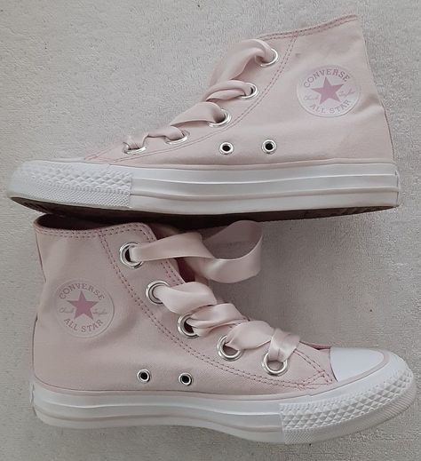 Coquette Converse, Iconic Nails, Light Pink Converse, Berries Photography, Coquette Accessories, White All Star, Light Pink Shoes, Cute Converse Shoes, Shoes Png